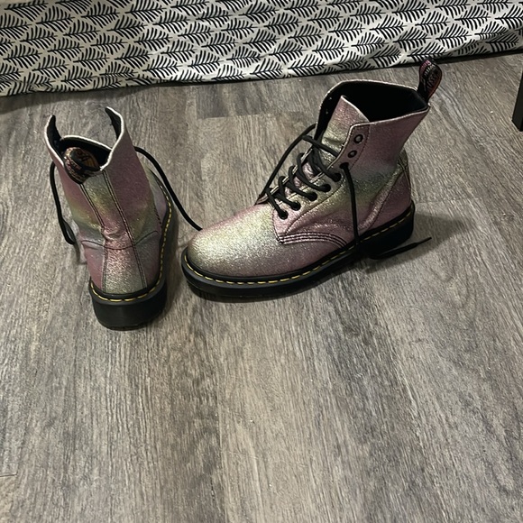 Dr. Martens sparkly boots - Picture 3 of 4